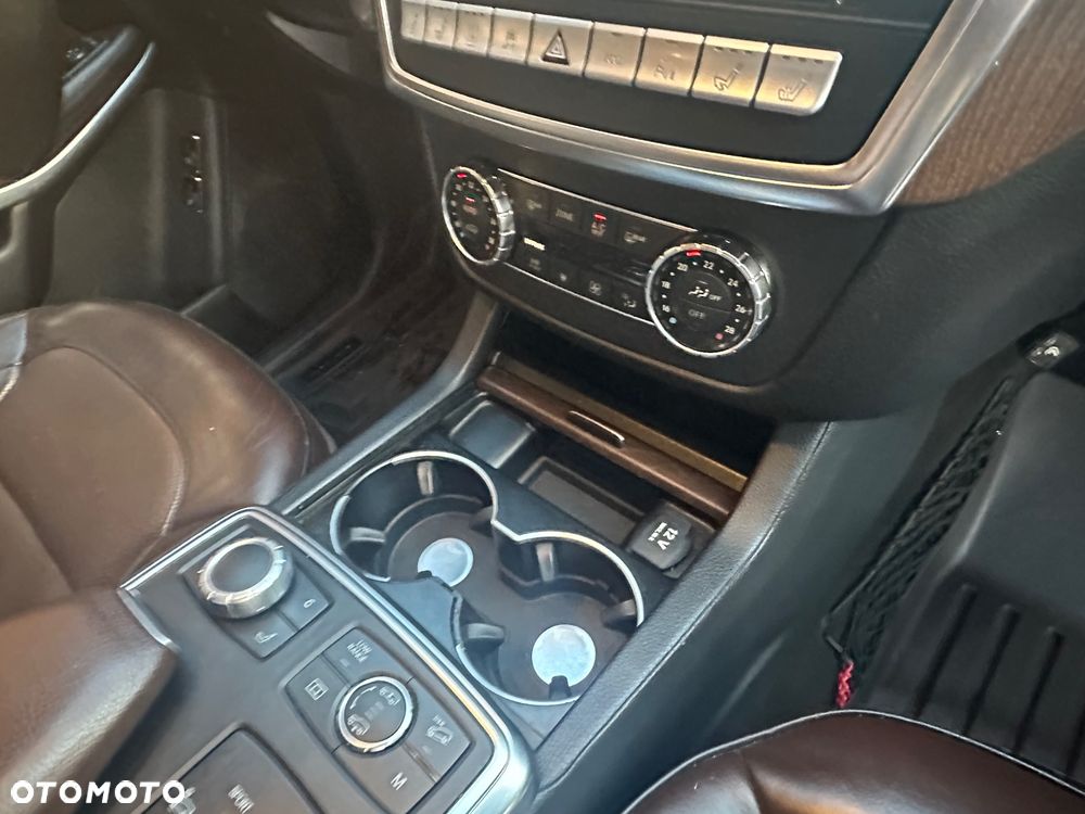 Mercedes-Benz GL 350 BlueTEC 4-Matic - 18