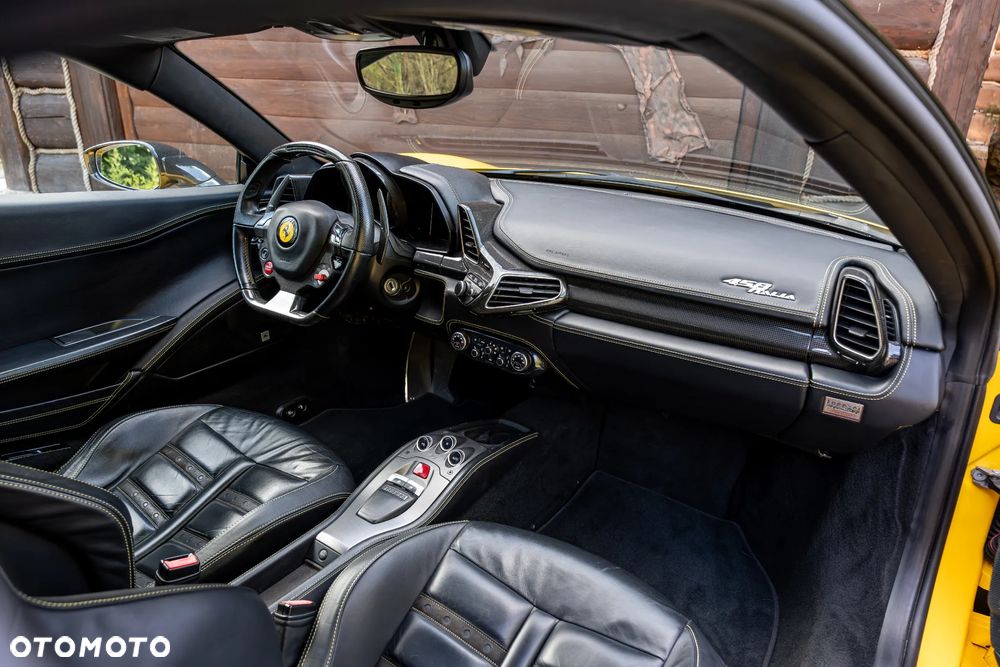 Ferrari 458 Italia Standard - 31