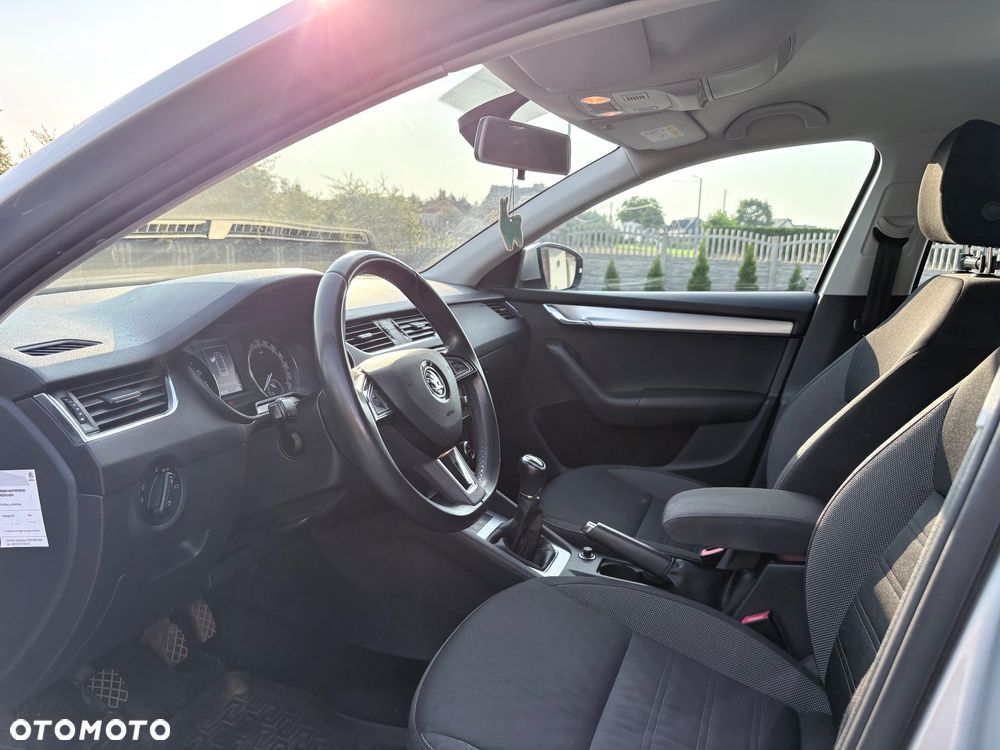 Skoda Octavia 1.6 TDI SCR Ambition - 7