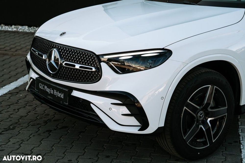 Mercedes-Benz GLC 300 e 4MATIC - 32