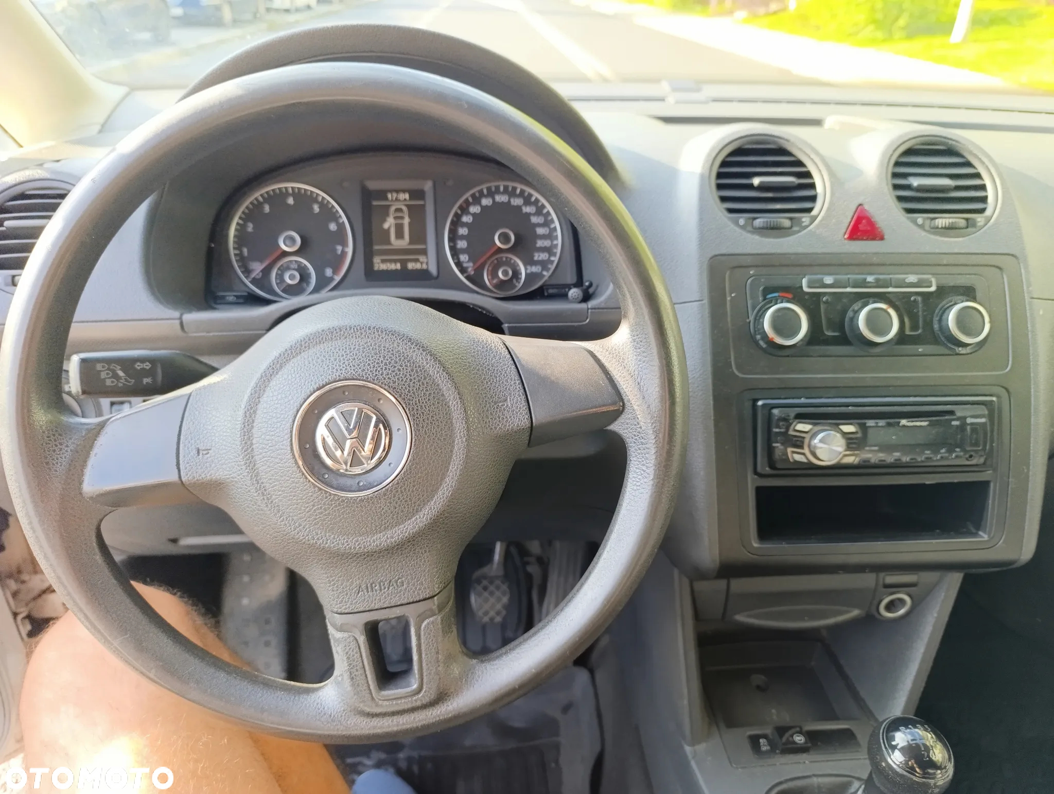 Volkswagen Caddy - 8