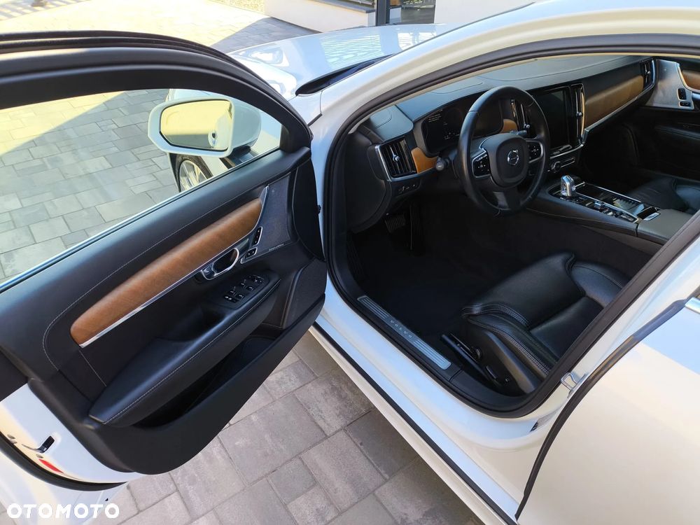 Volvo V90 T8 Recharge AWD Geartronic Inscription - 16