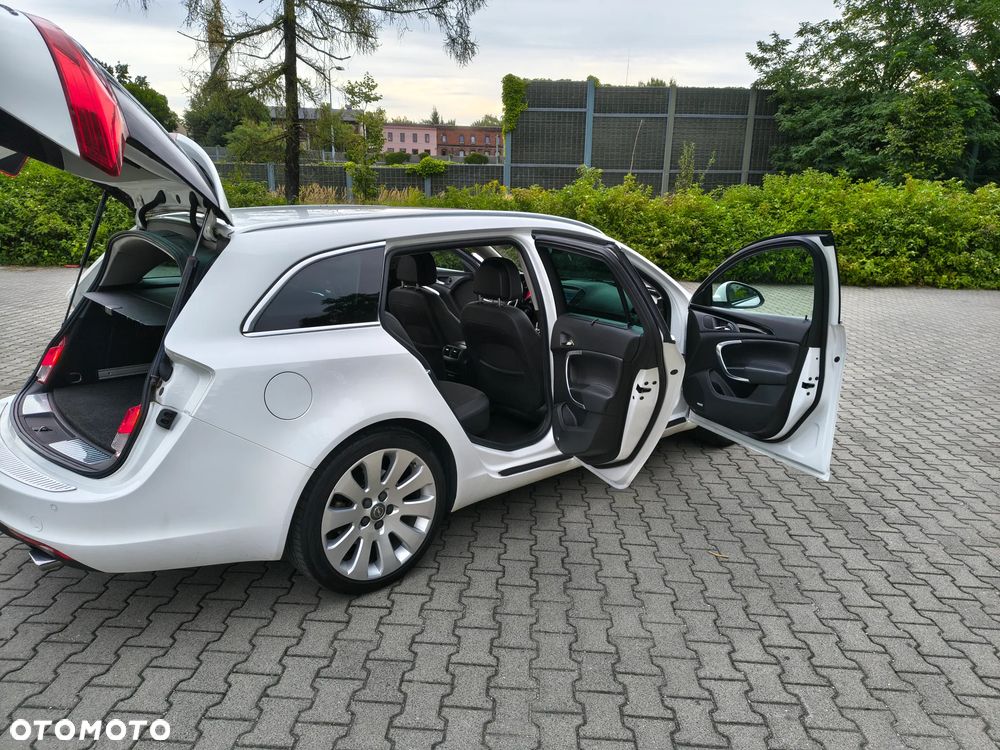 Opel Insignia 2.0 T Cosmo 4x4 - 9