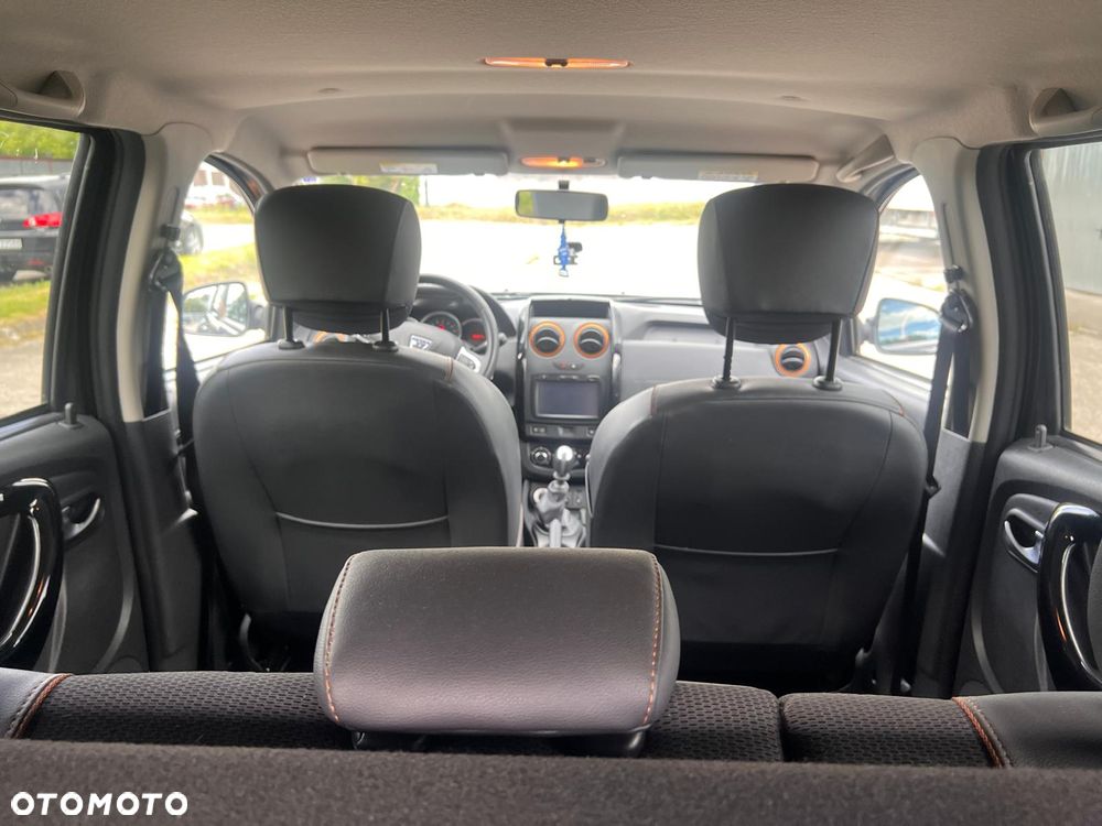 Dacia Duster 1.6 SCe Blackshadow 4x4 S&S - 24