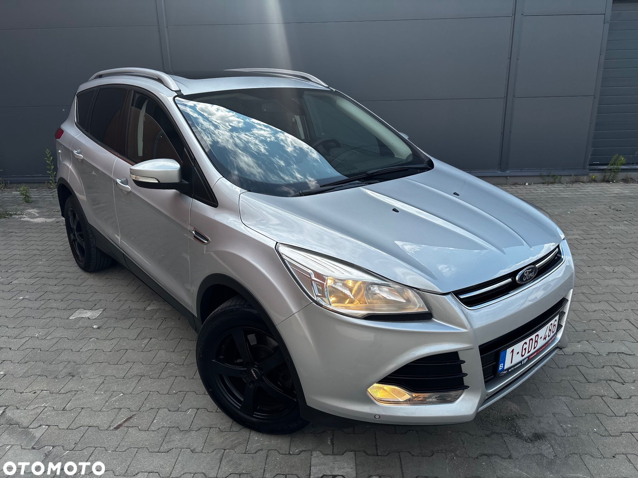 Ford Kuga 2.0 TDCi 2x4 Trend - 1