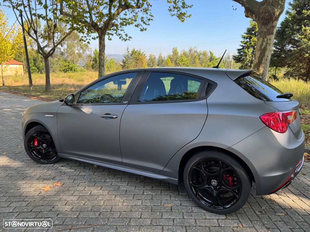 Alfa Romeo Giulietta 1.6 JTDM 16V TCT Lusso Ti - 11