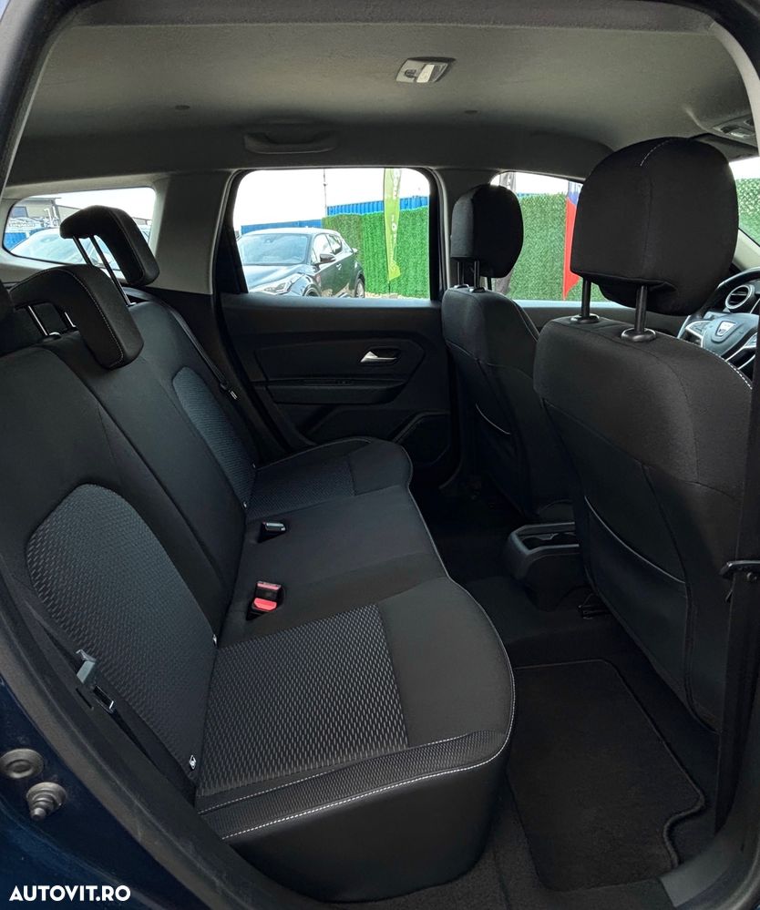 Dacia Duster dCi 110 FAP 4x4 Laureate - 16
