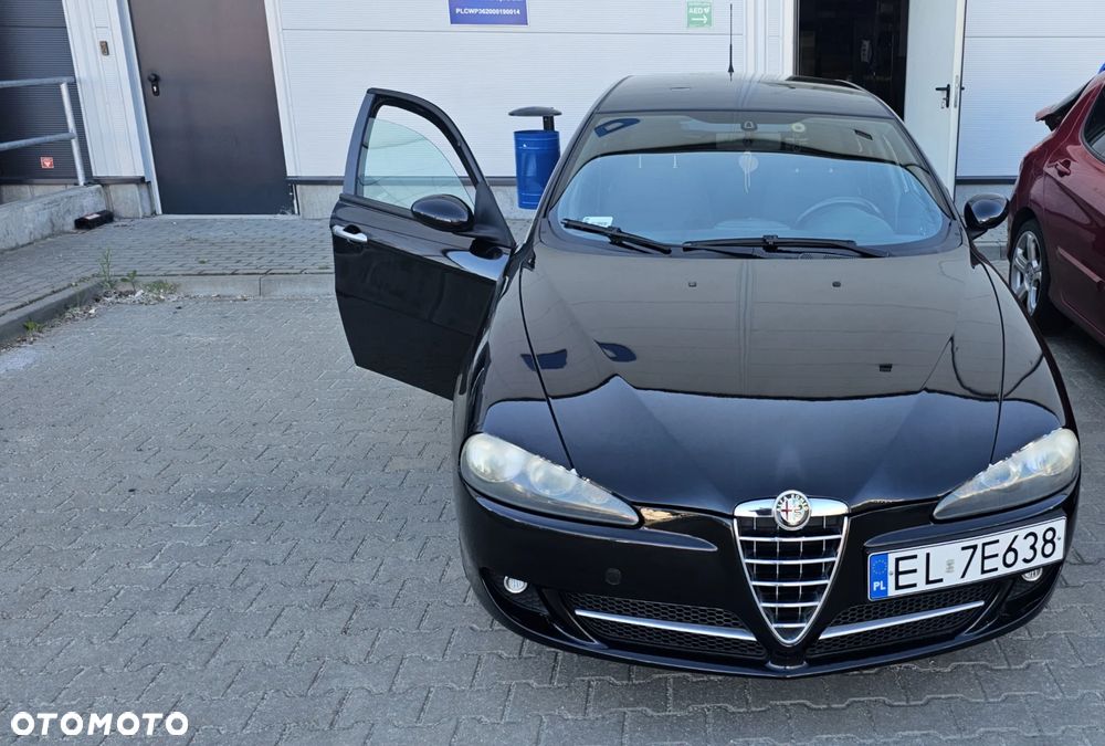 Alfa Romeo 147 1.6 Twin Spark Impression - 1