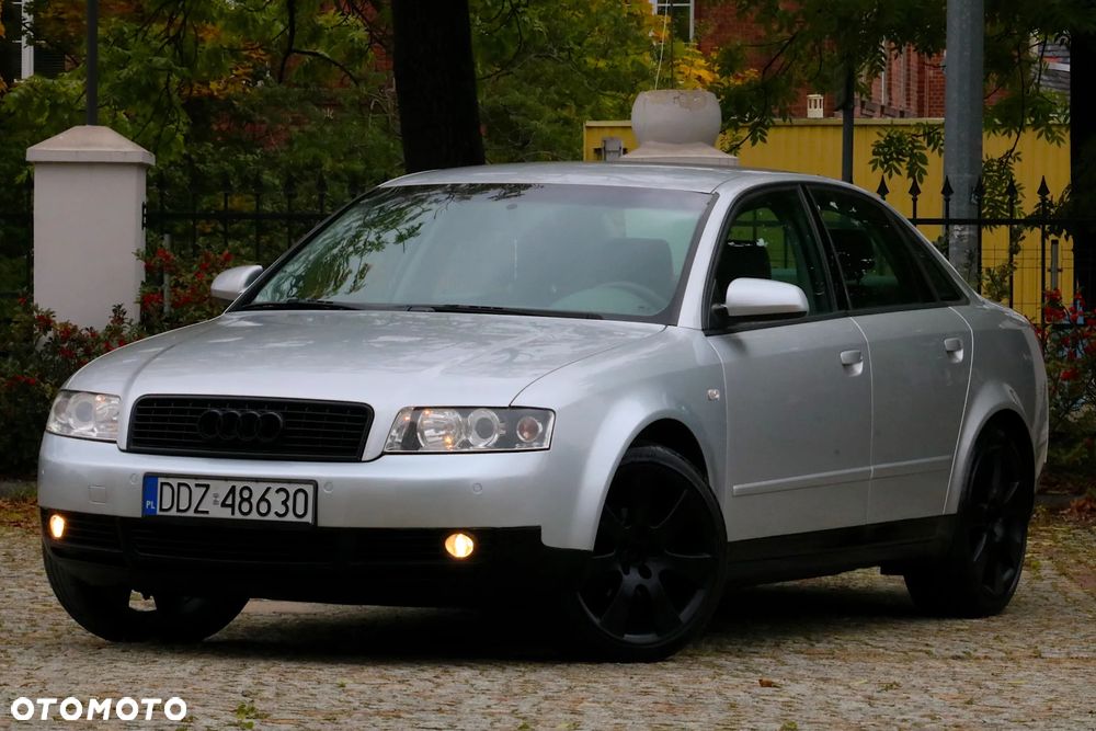 Audi A4 ver-1-8t-quattro - 19