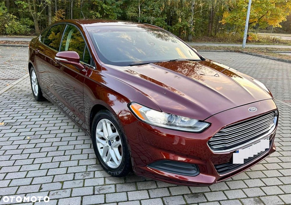 Ford Fusion - 2
