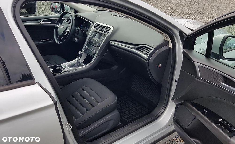 Ford Mondeo 1.6 TDCi ECOnetic Ambiente - 18