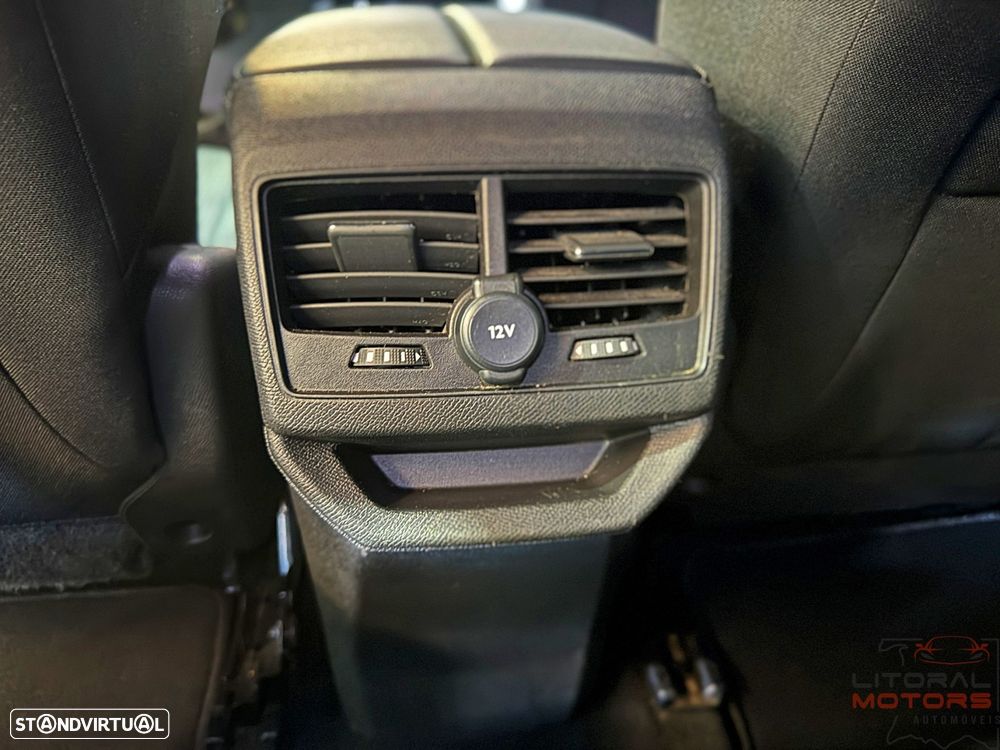 Peugeot 3008 1.2 PureTech Allure Pack EAT8 - 39