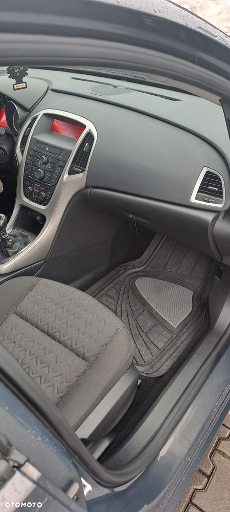 Opel Astra 1.7 CDTI DPF Active - 8