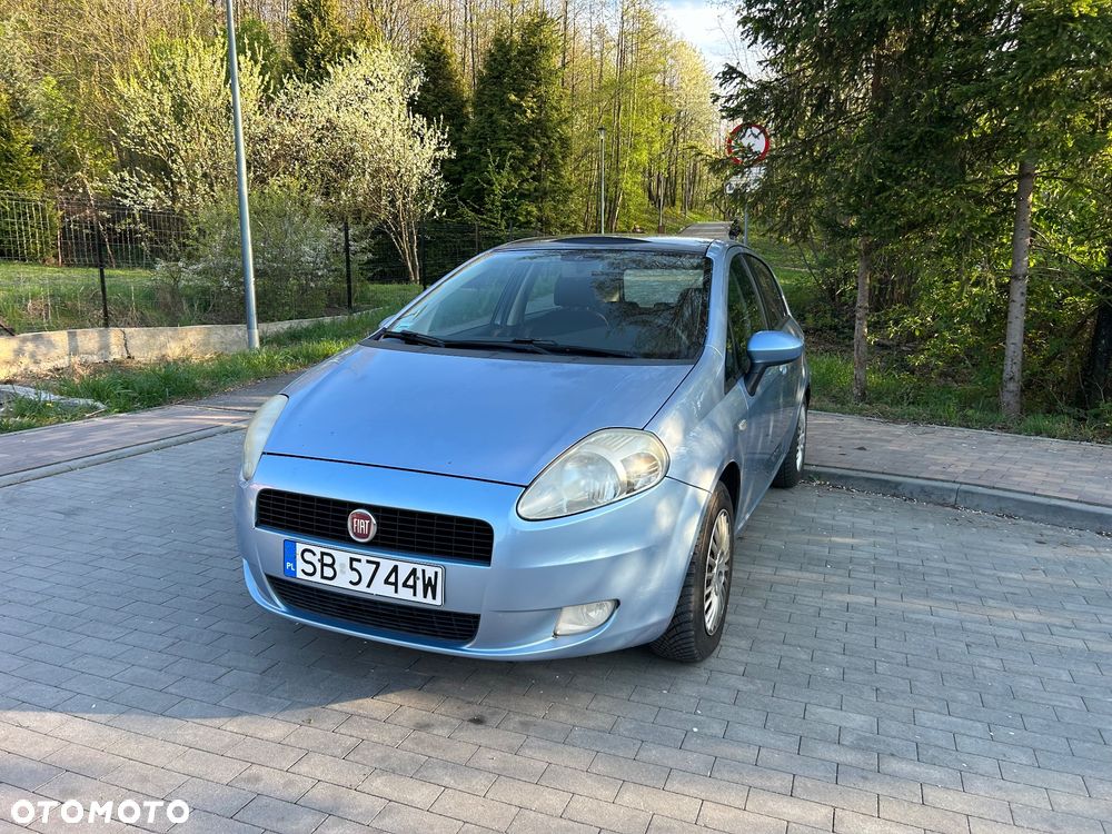 Fiat Grande Punto Actual 1.4 8V Estiva Blue&Me - 1