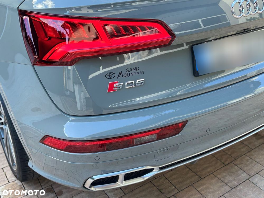 Audi SQ5 - 40