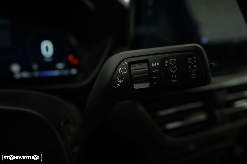 Ford Focus 1.0 EcoBoost MHEV ST-Line X - 16
