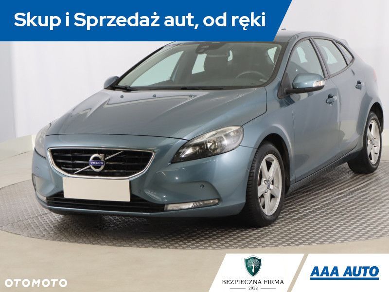 Volvo V40 - 2