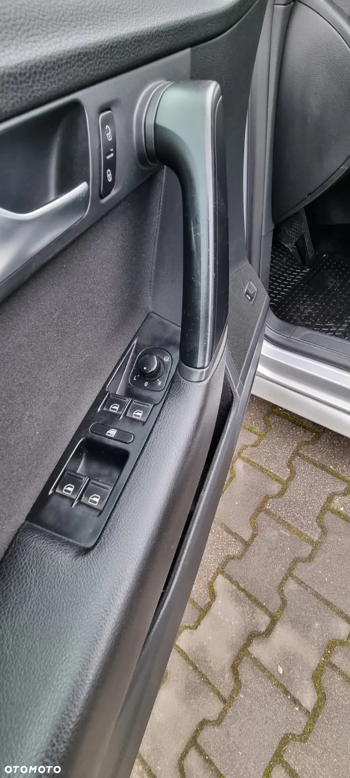 Volkswagen Passat 2.0 TDI Comfortline DSG - 10