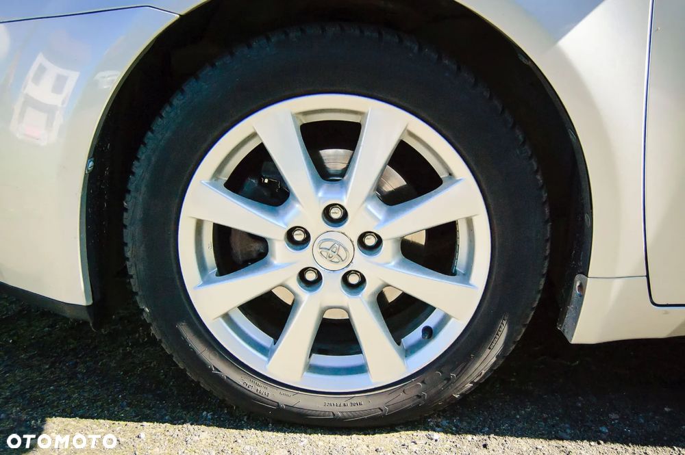 Toyota Avensis 2.0 D-4D Sol - 12