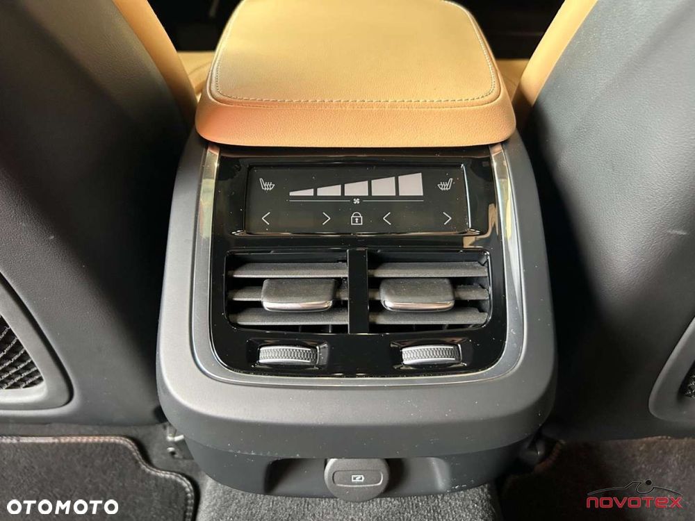 Volvo S90 B5 D AWD Ultimate Bright - 28