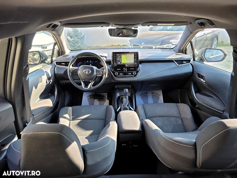 Toyota Corolla 1.8 Business Edition - 19