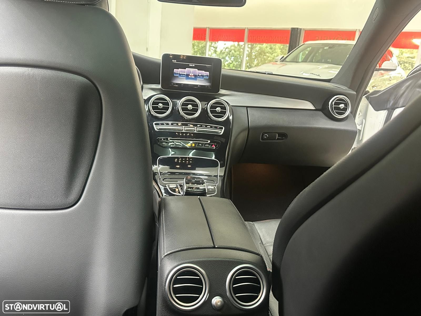 Mercedes-Benz C 250 d Coupe 9G-TRONIC AMG Line - 39