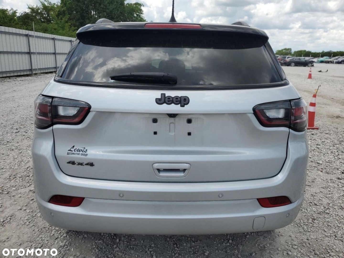 Jeep Compass - 6