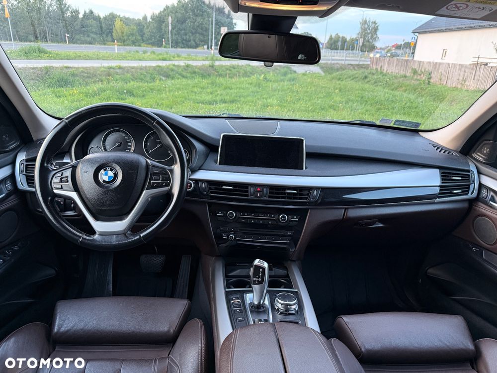 BMW X5 xDrive25d - 11