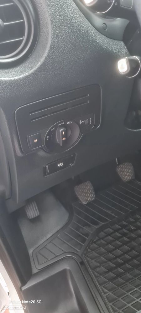 Mercedes-Benz Vito Tourer 111 Longa - 21
