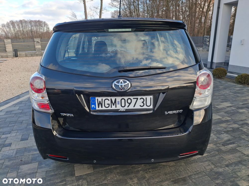 Toyota Verso 1.8 Edition - 6