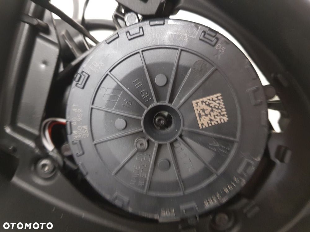 NOWE ORYGINALNE LUSTERKO PRAWE PASSAT B8 (7+2) 9PIN EUROPA 3G1857508FJ9B9 - 3