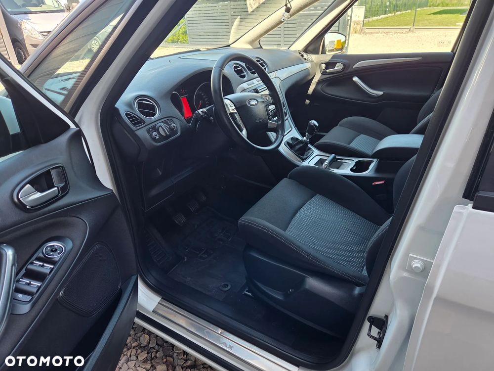 Ford S-Max 2.0 TDCi DPF Trend - 13