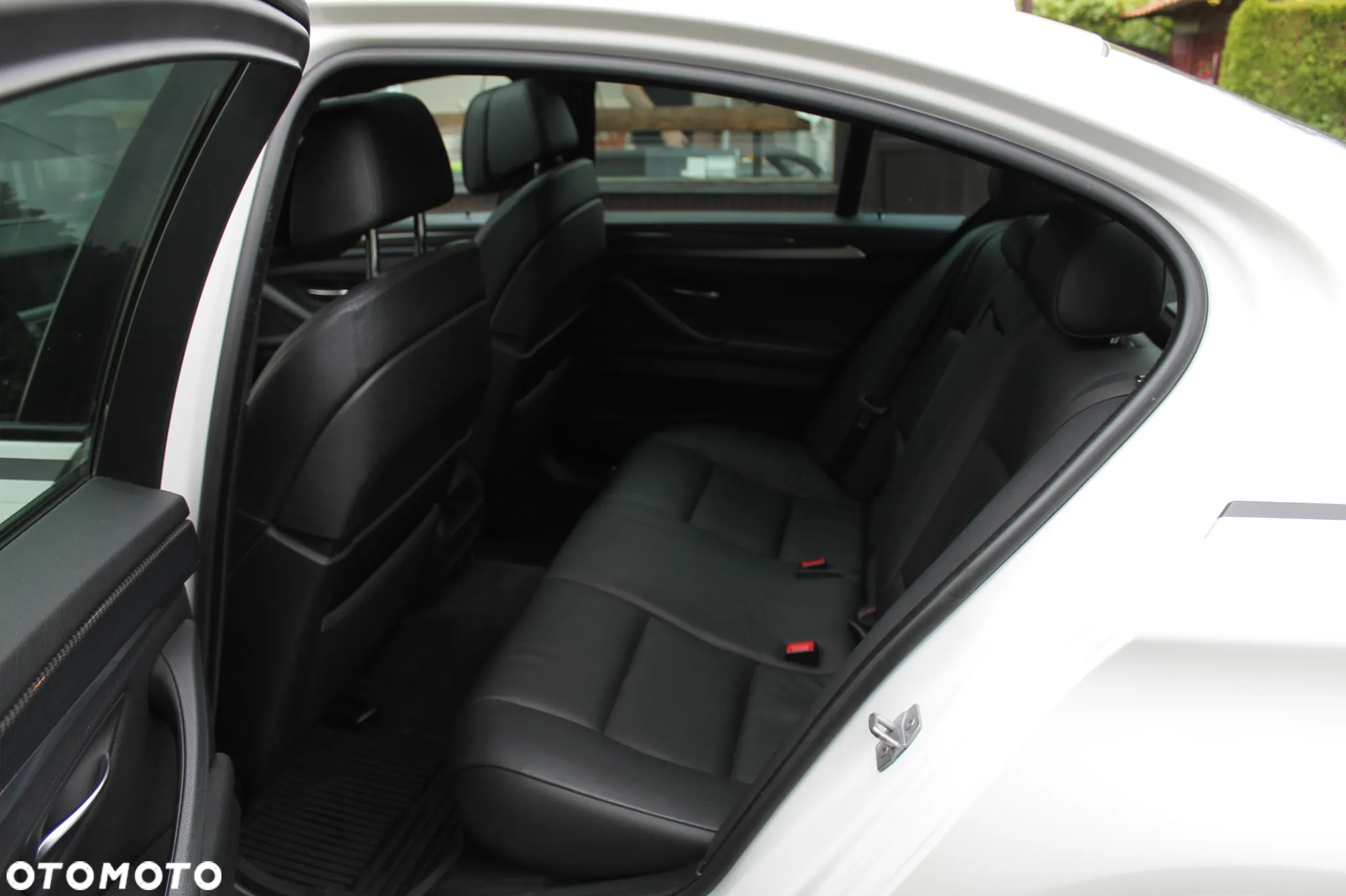 BMW Seria 5 530d xDrive - 25
