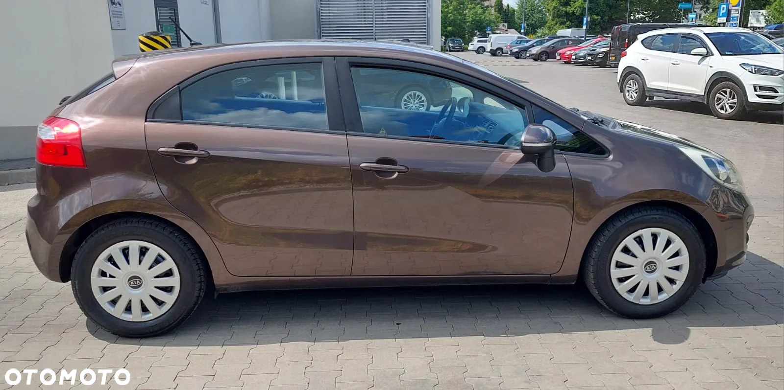 Kia Rio 1.2 Attract - 11