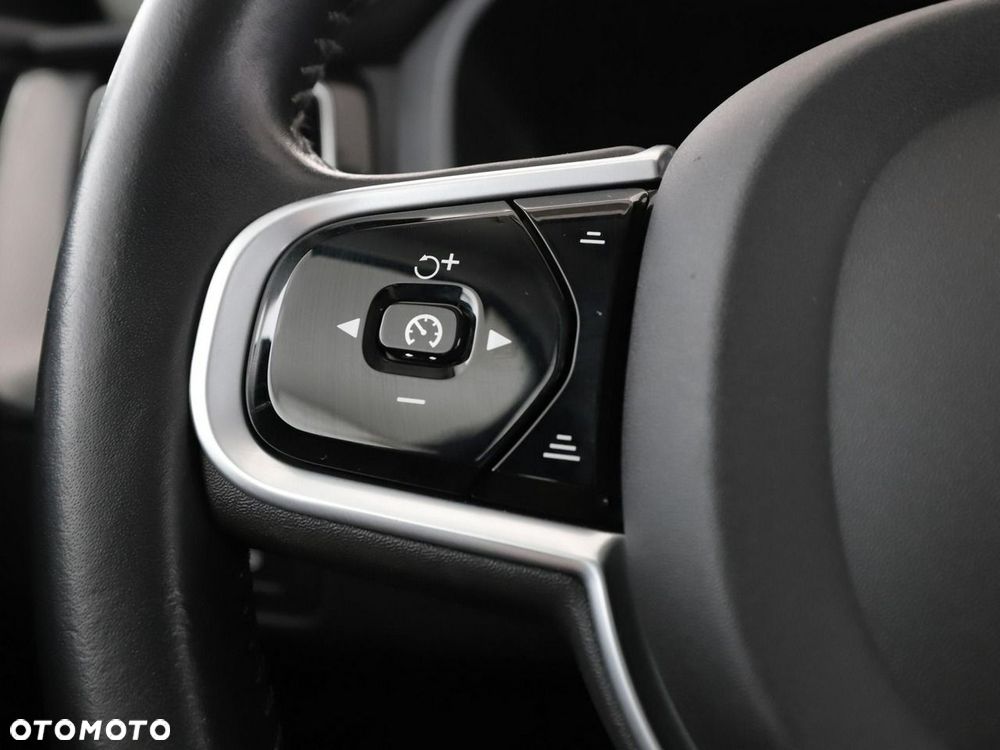 Volvo XC 60 T8 Twin Engine AWD Geartronic Inscription - 37
