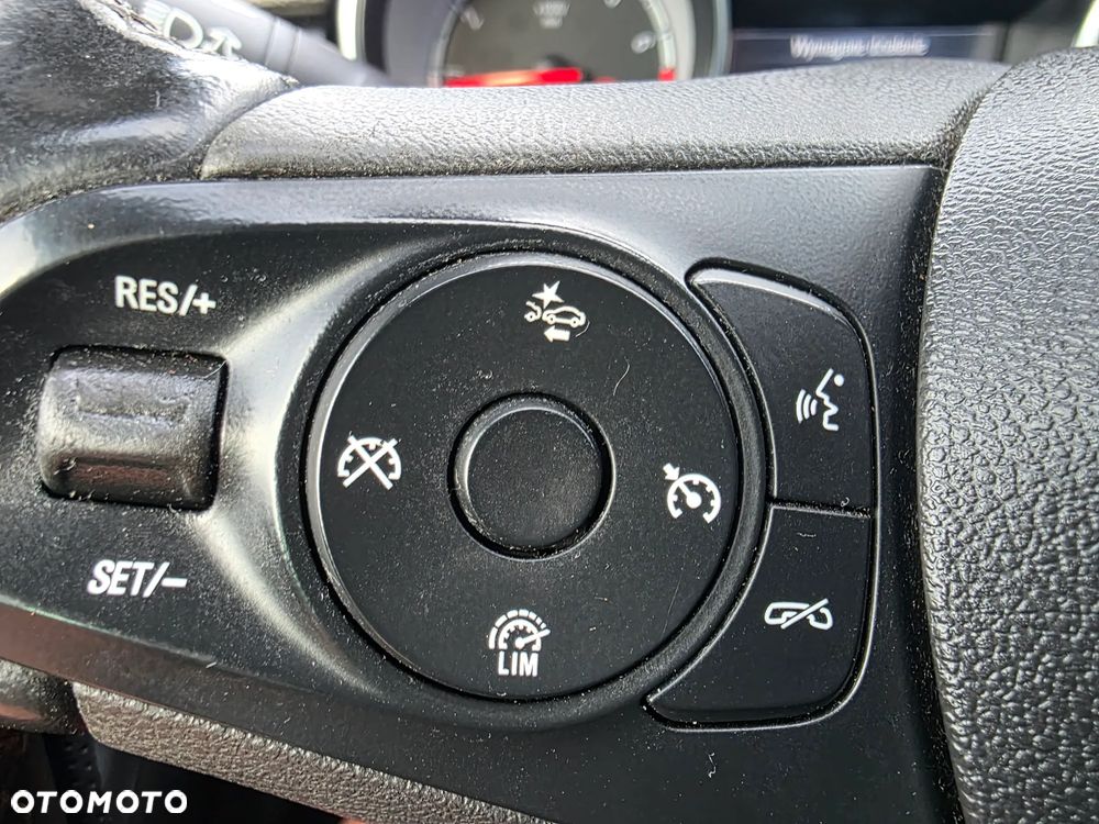 Opel Astra 1.4 Turbo Innovation - 16