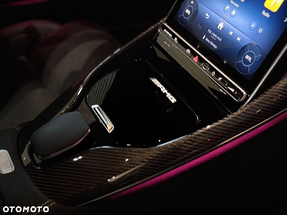 Mercedes-Benz AMG GT - 19