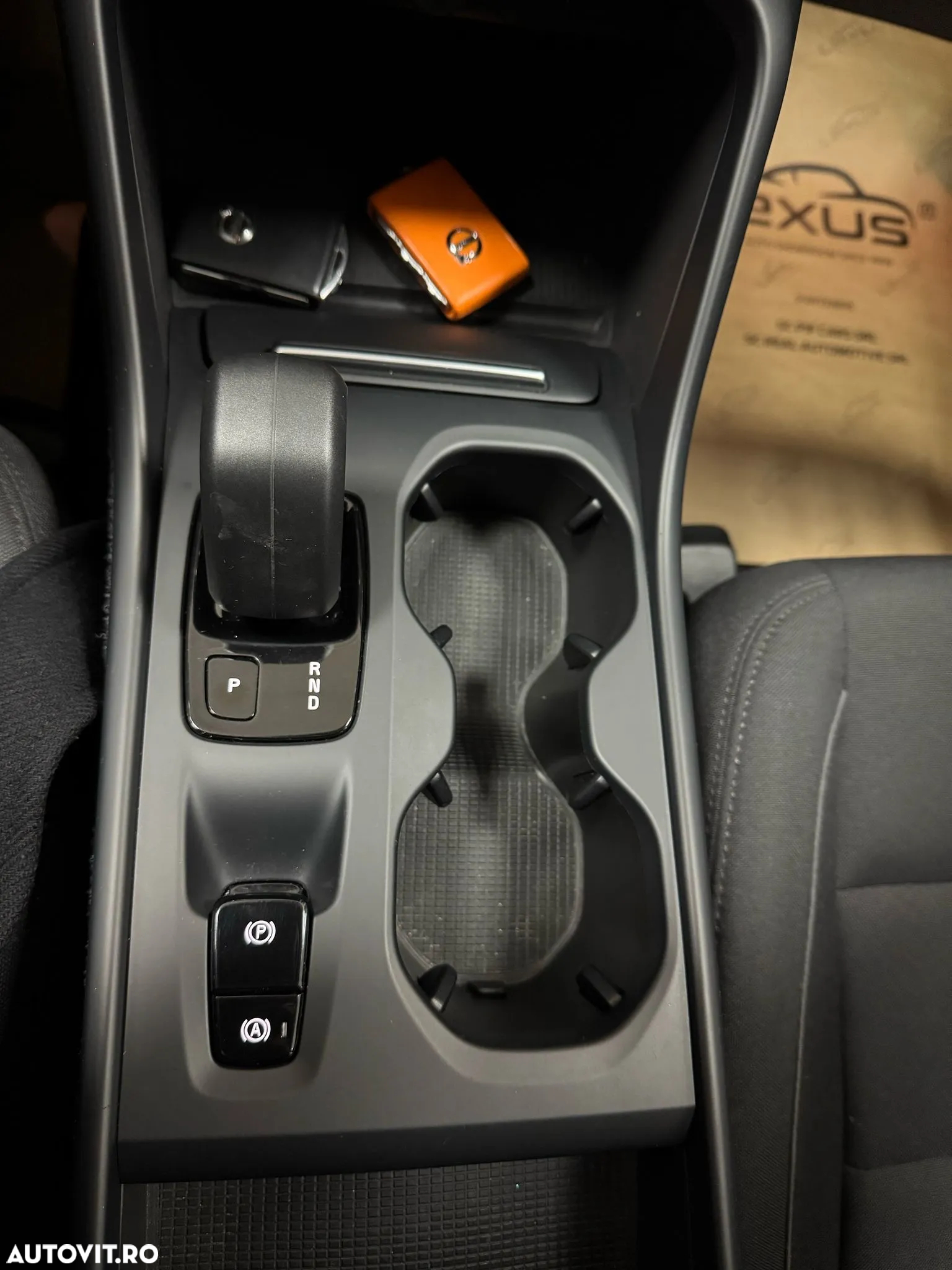 Volvo XC 40 T4 Recharge DKG Ultimate Dark - 28