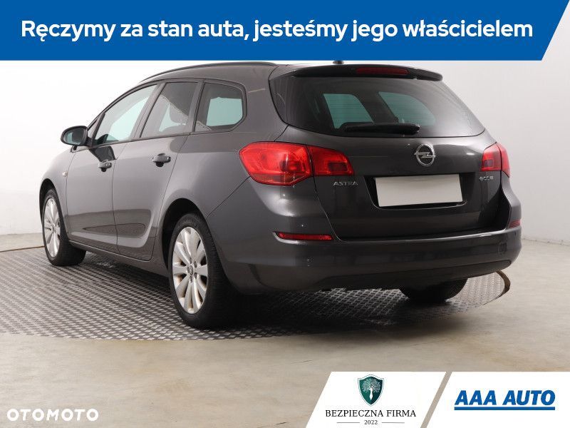 Opel Astra - 6