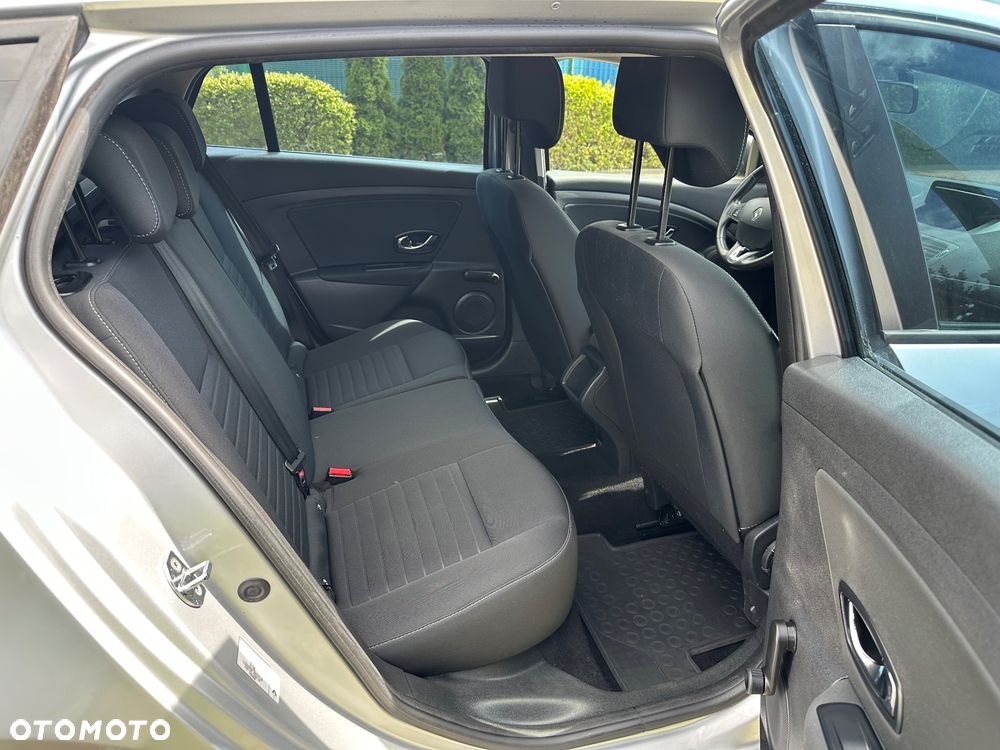 Renault Megane ENERGY dCi 110 EDC LIMITED - 18