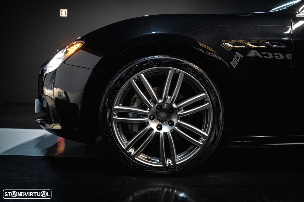 Maserati Ghibli 3.0 V6 - 5
