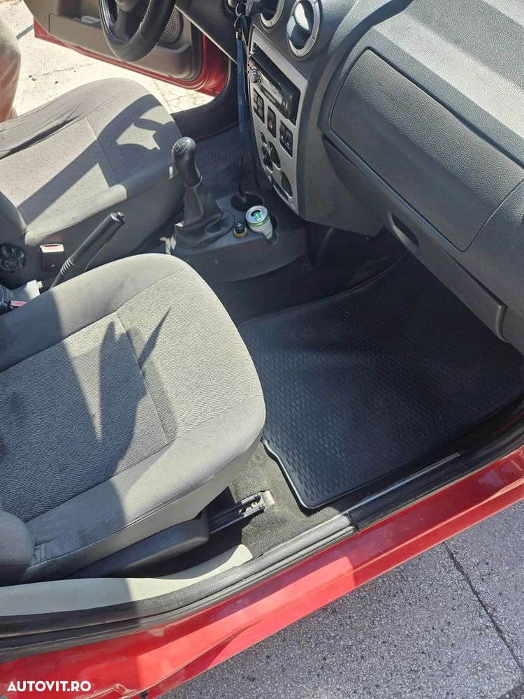 Dacia Logan - 6