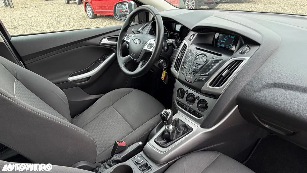 Ford Focus 1.6 TDCI DPF Start-Stopp-System Trend - 8