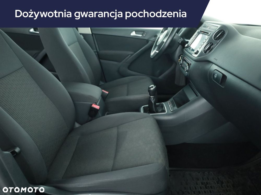 Volkswagen Tiguan - 9