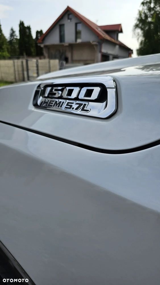 Dodge RAM 1500 5.7 4x4 - 22