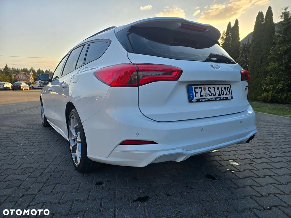 Ford Focus SW 2.0 EcoBlue ST - 5