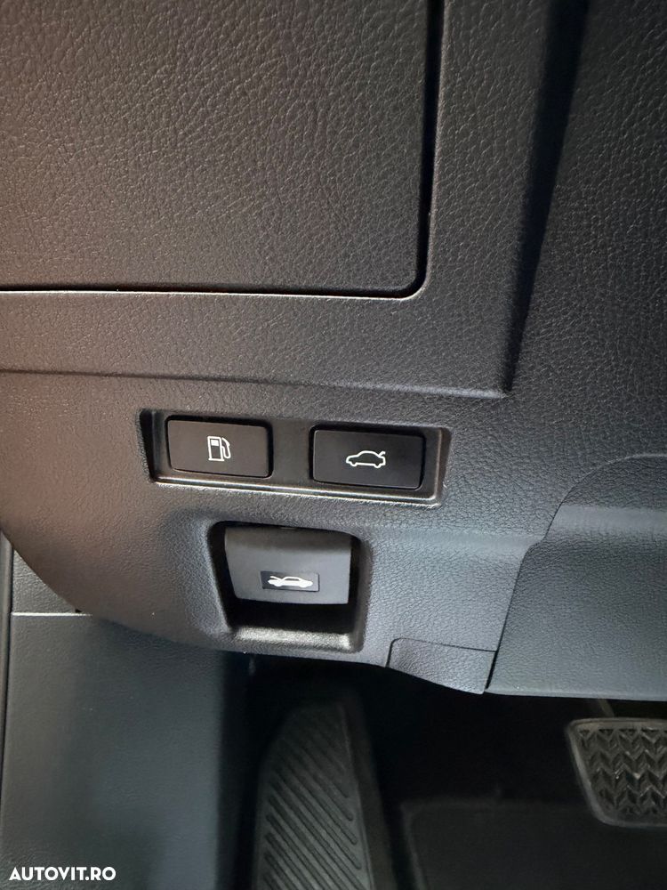 Lexus Seria ES 300h Executive Line - 31