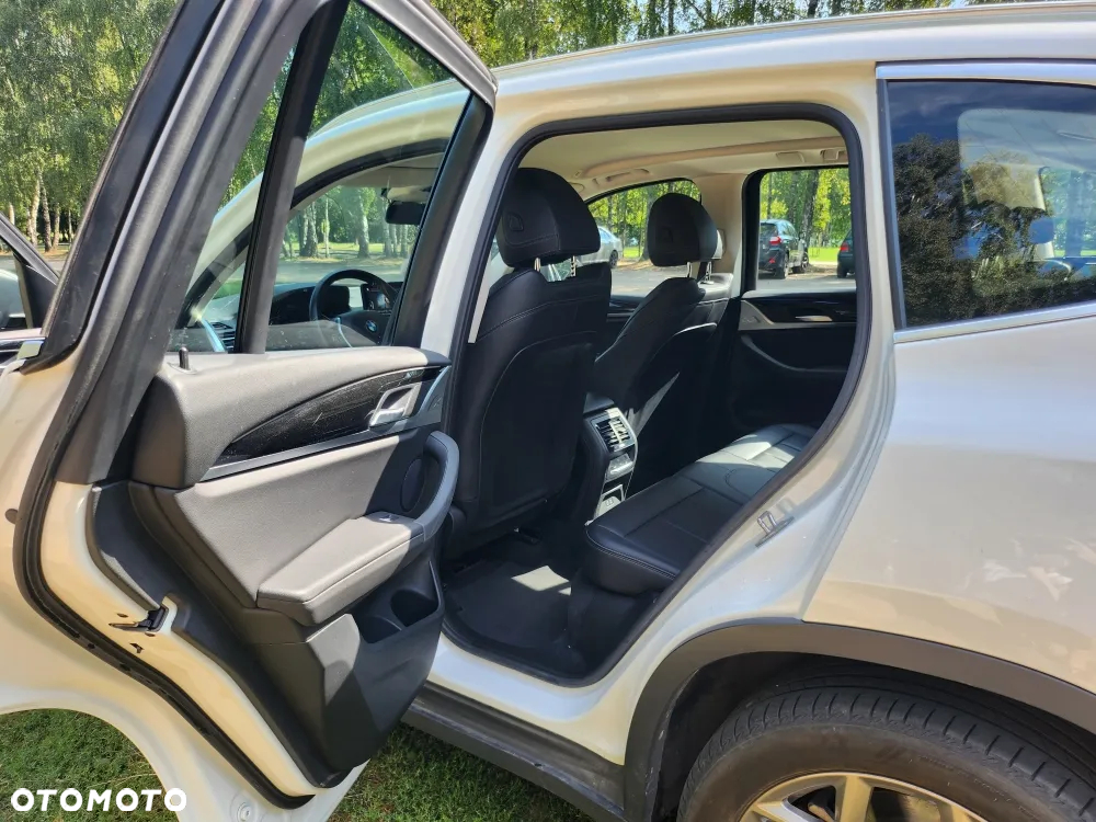 BMW X3 xDrive20i - 7