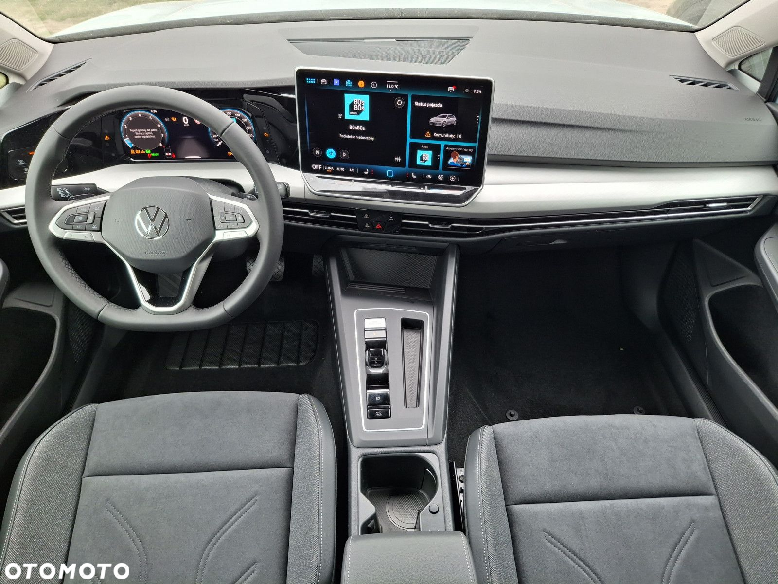 Volkswagen Golf - 10