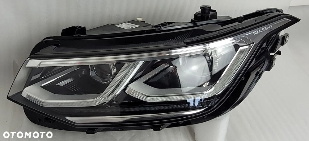 LAMPA LEWA PRZÓD VW TIGUAN II LIFT 2020- 5NB941081C ,,IQ LIGHT,, - 2